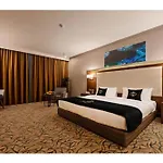 Sunday Emerald Hotel