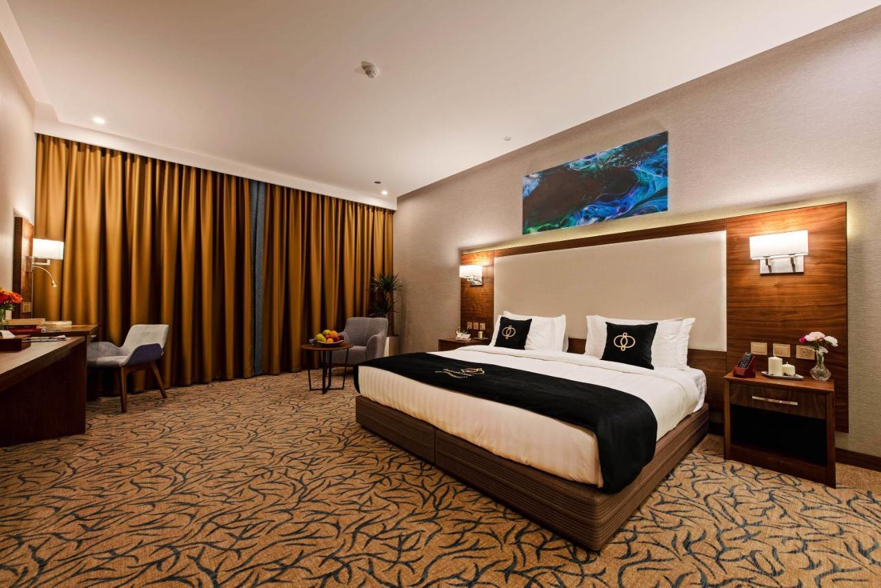Emerald Hotel 4*