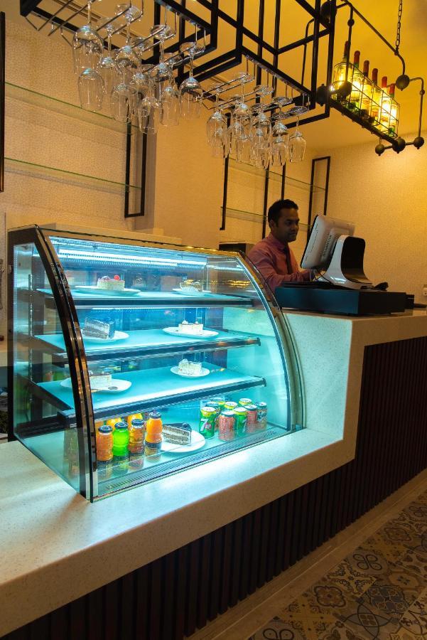 Emerald Hotel 4*